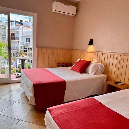 Hotel Piccadilly Sitges Exterior foto
